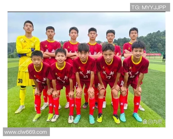 与足球明星亲密接触的机会让你领略他们的魅力与风采