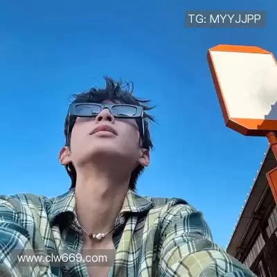 姬镇裙